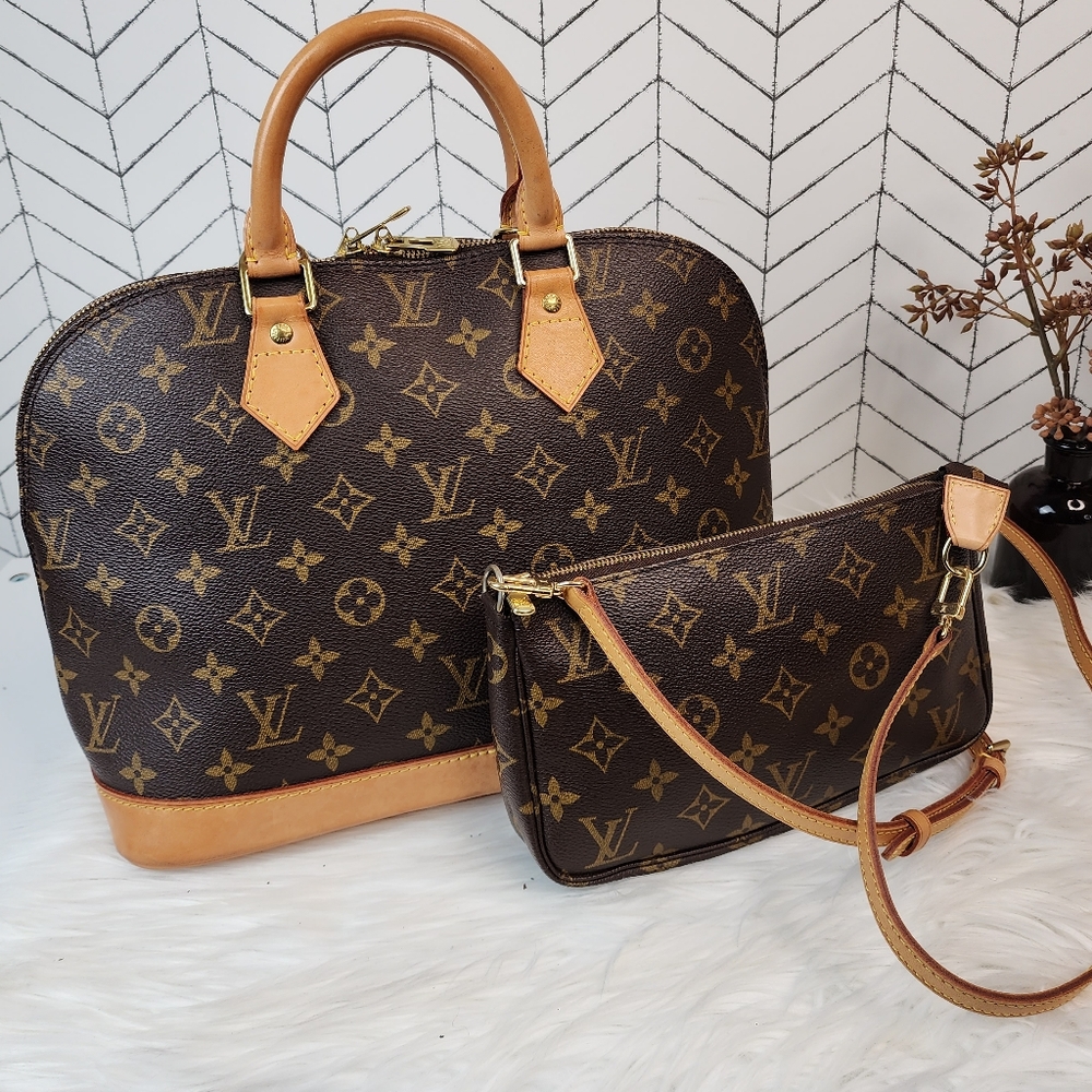 ✨ LaVal's Lux GOING LIVE ✨ - Picture 7 of 13